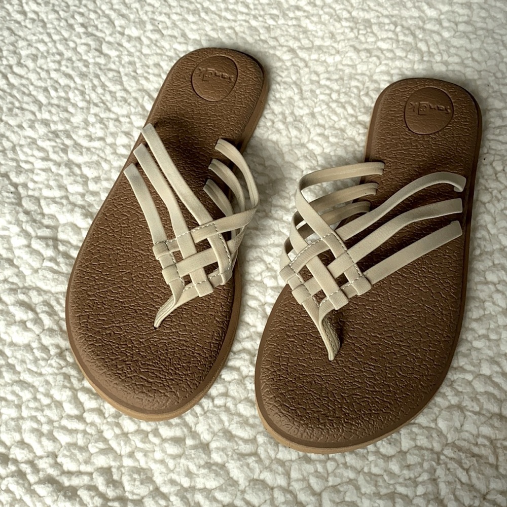 Sanuk Sandals Brand New!